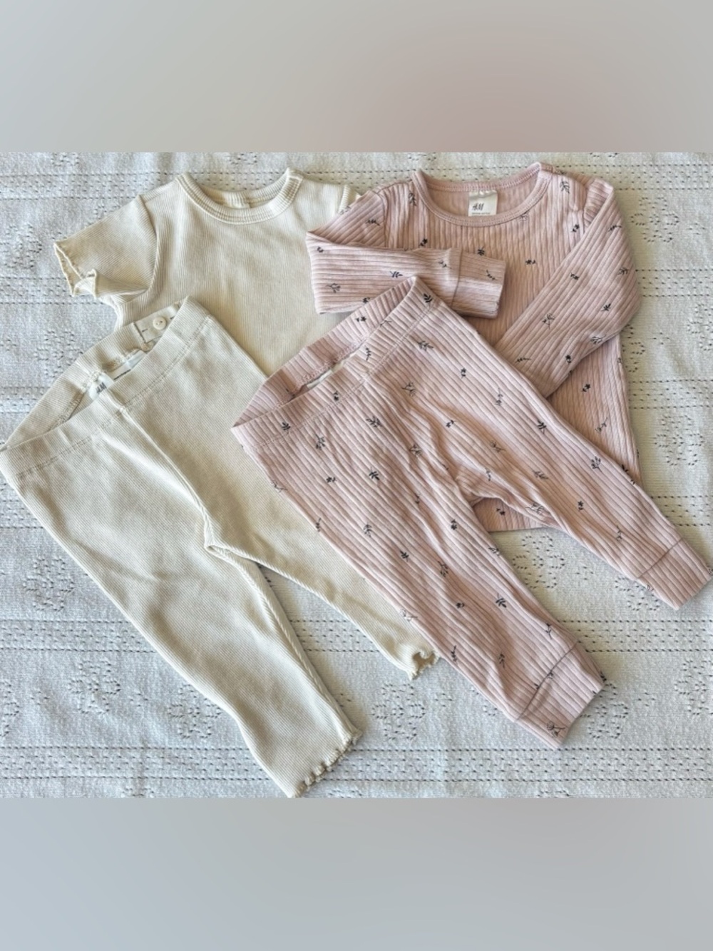 H&M Girls 4–6M Soft Cotton Sets 🤍 - Picture 1 of 5